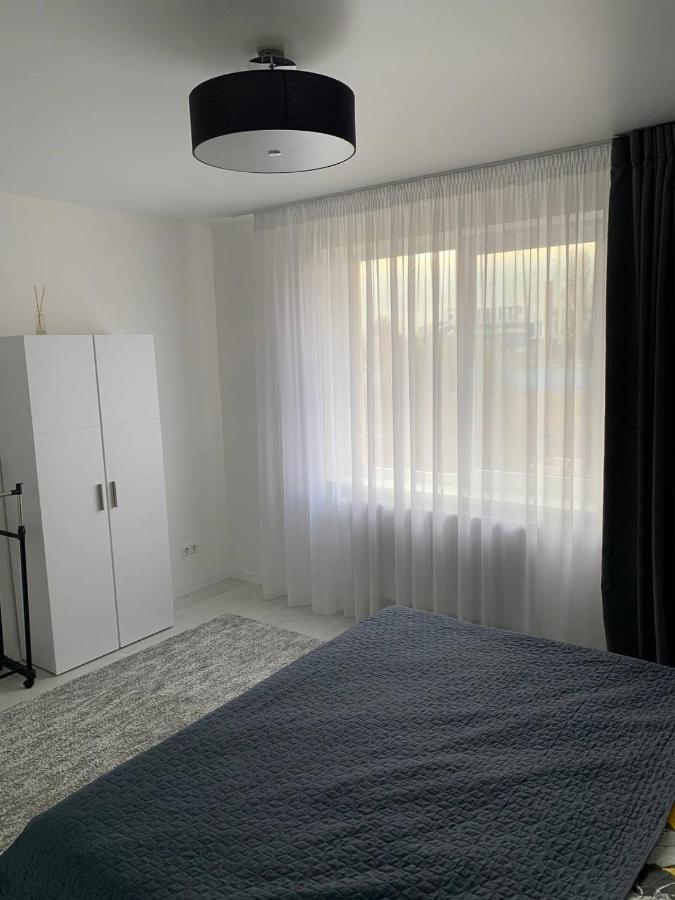 New Modern Apartment Užhorod Esterno foto